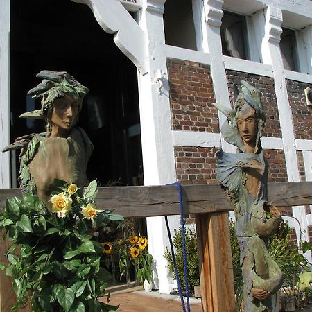 Taubenhof - Gut Cadenberge Hotel Bagian luar foto